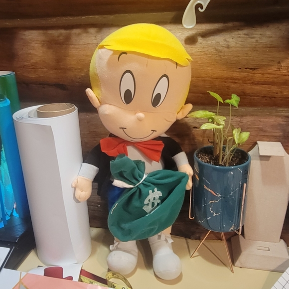Kellytoy Other - 2008 Richie Rich doll with money bag by Kellytoy.
